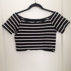 Black & white stripped crop top