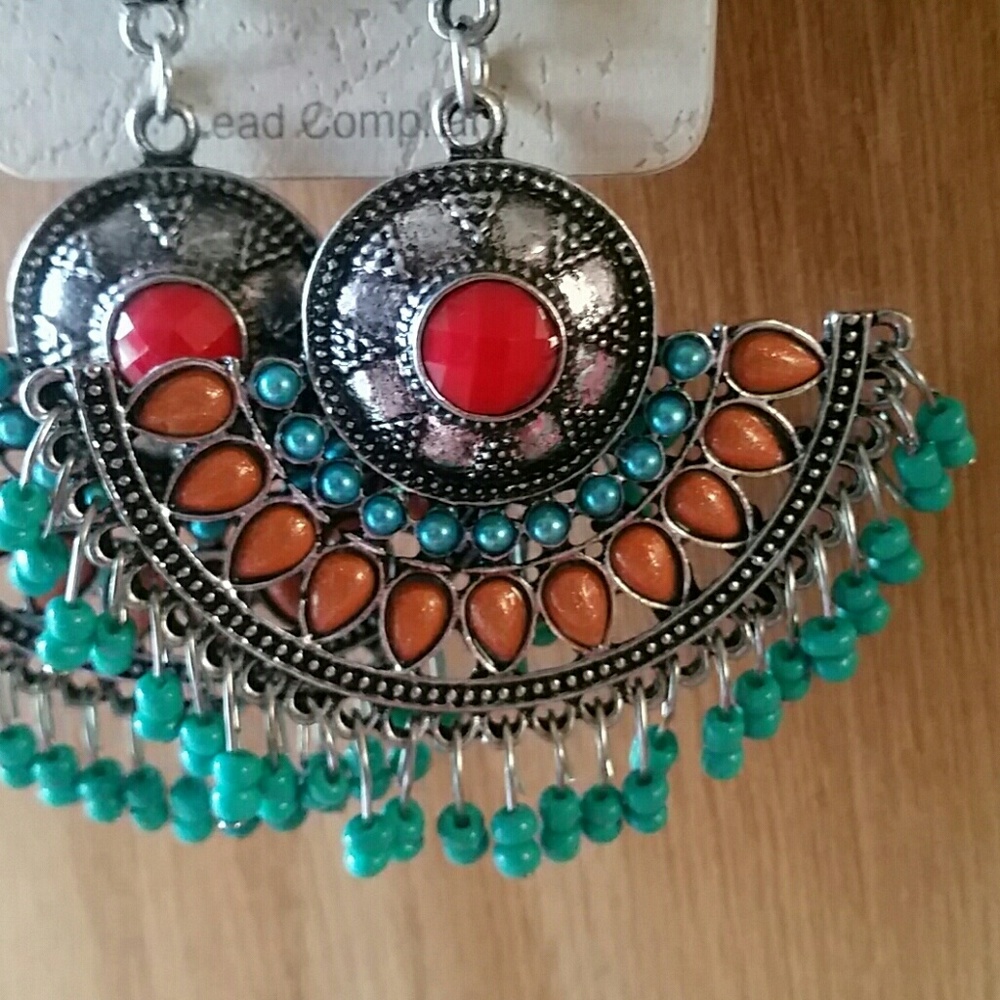 Sold FASHION LEADER JEWELRY EARRINGS - Picture 5 of 8