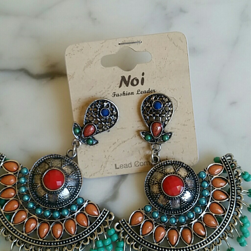 Sold FASHION LEADER JEWELRY EARRINGS - Picture 2 of 8