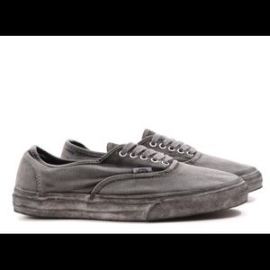 Vans overwashed black/gray authentic size 8.5 M