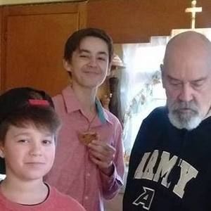 Meet your Posher, James