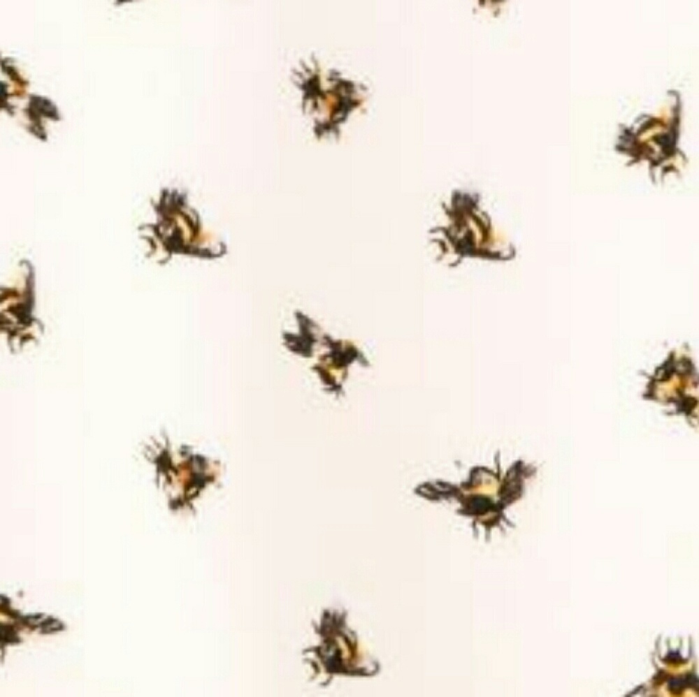 Victoria Beckham Baby Bee Bodysuit - Picture 6 of 7