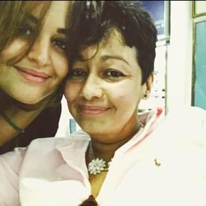 Meet your Posher, Biany mercedes