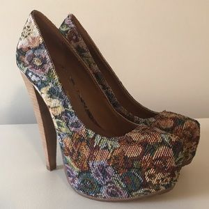 🎉 SALE 🎉 ALDO Kuney Pumps