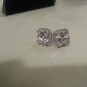 LUXURY 2CT ARTIFICIAL DIAMOND STUD EARRING IN 14 K