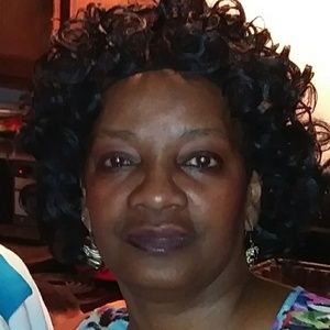 Meet your Posher, Elma