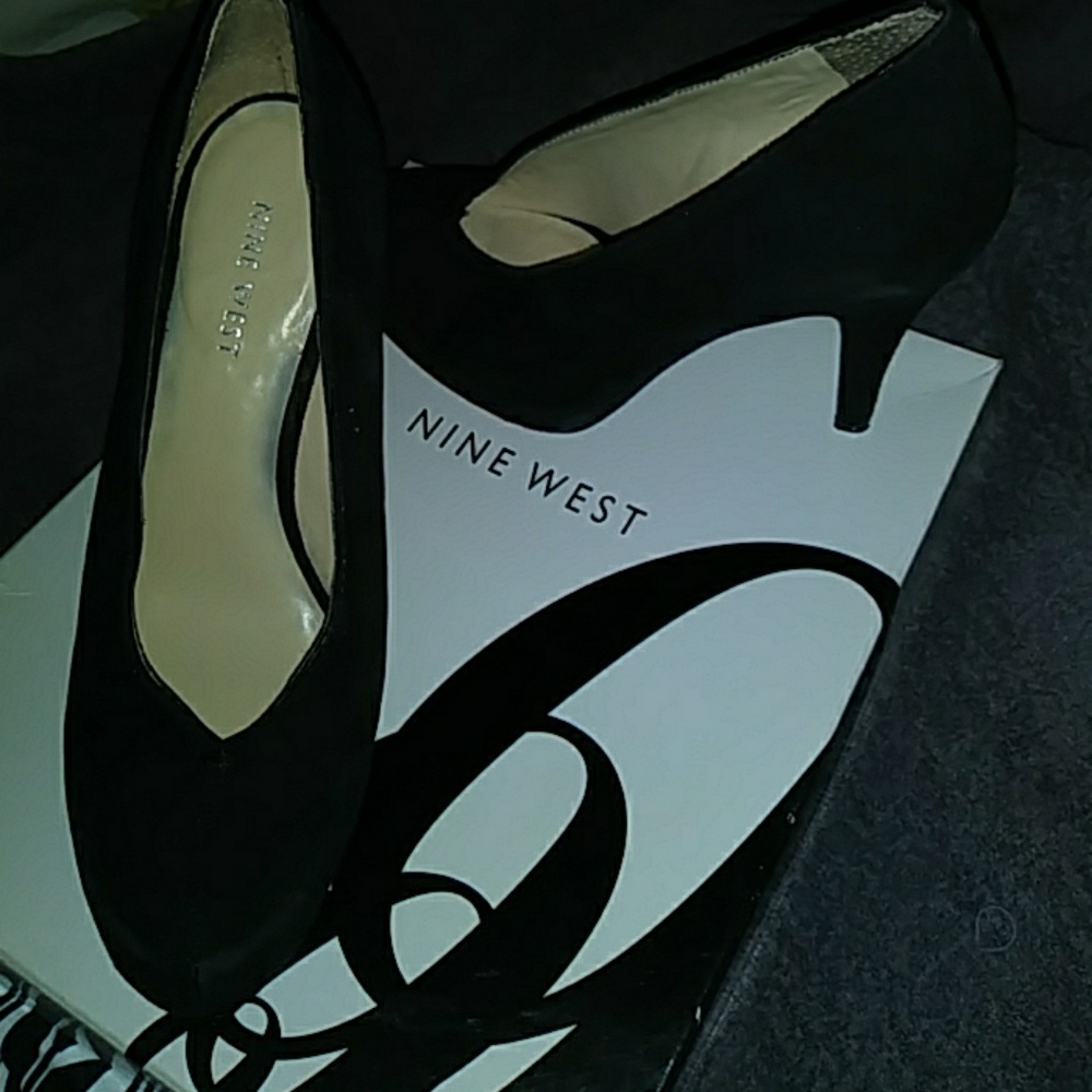 Nine West pumps
