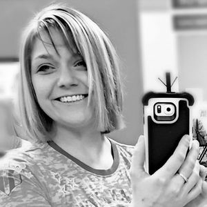 Meet your Posher, Stephanie