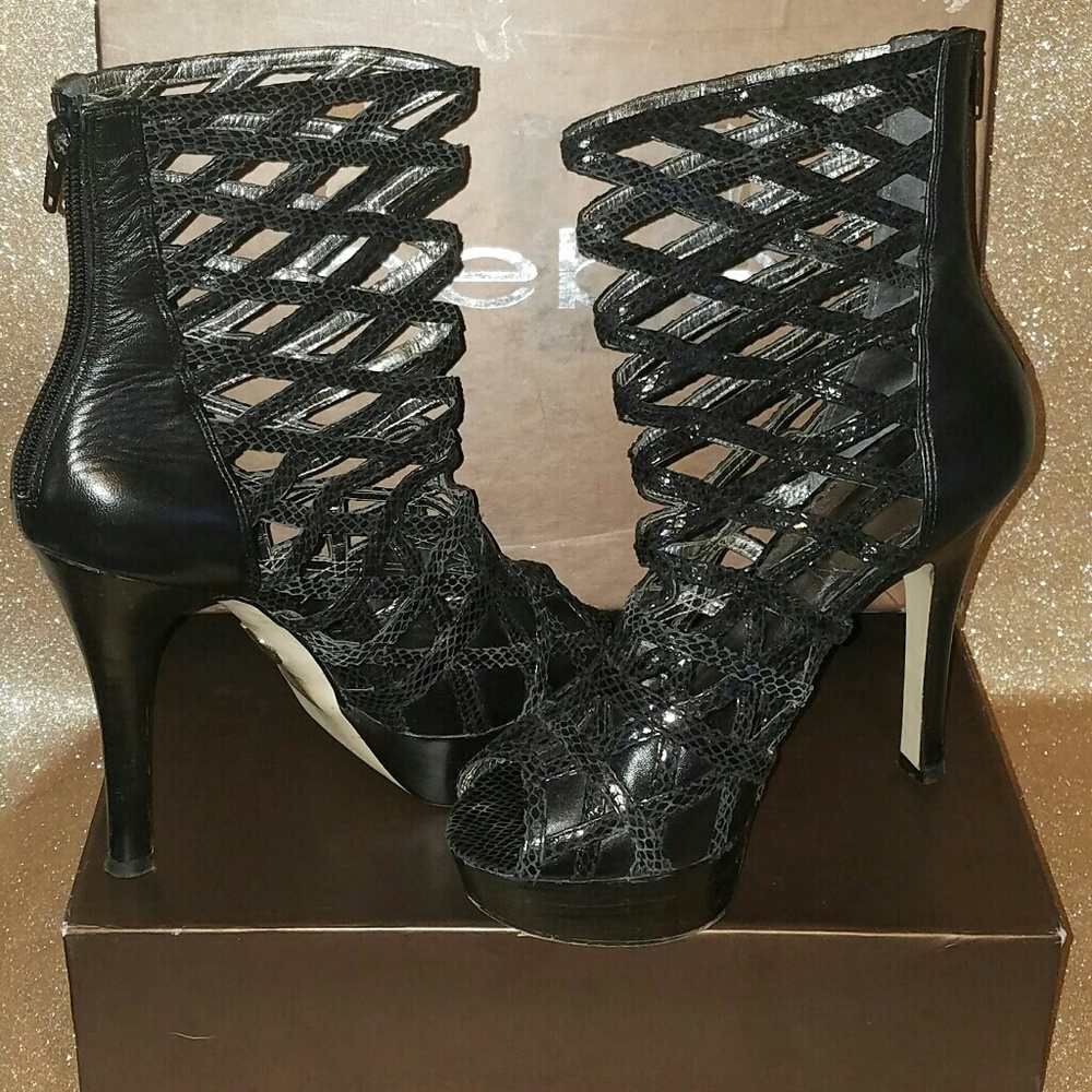 Sexy Black Bebe Show Stopper Heels