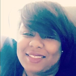 Meet your Posher, Sheena