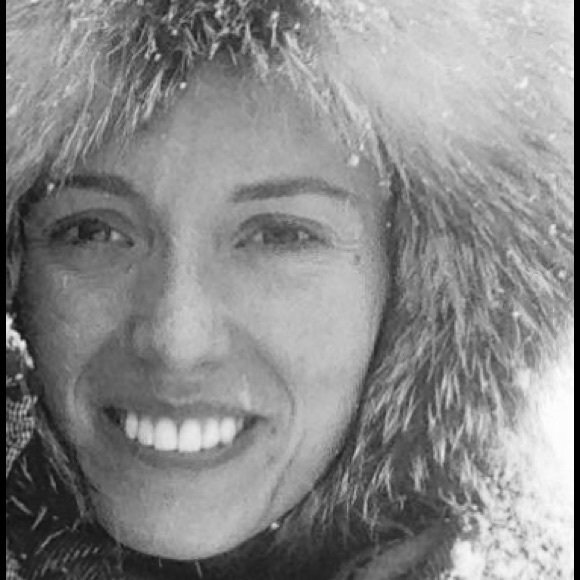 Meet your Posher, Jessica - Picture 4 of 5