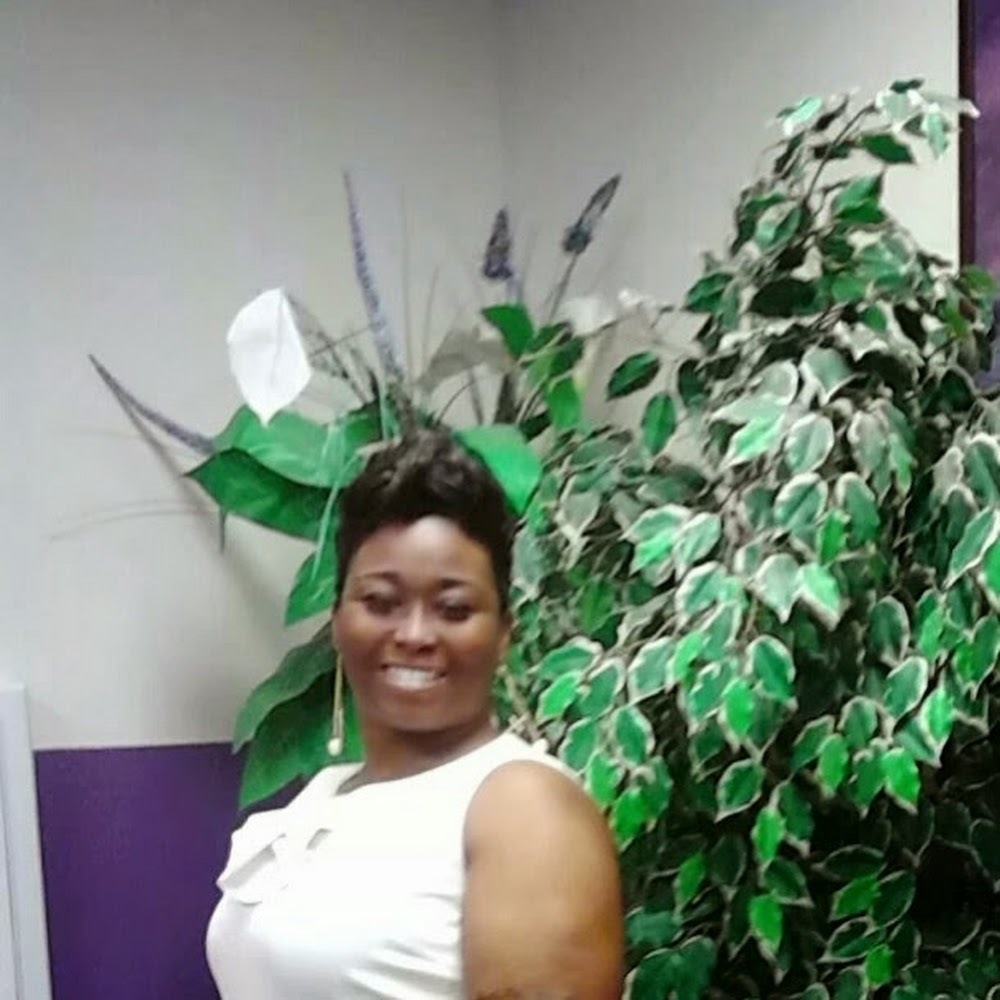 Meet your Posher, Pinkey