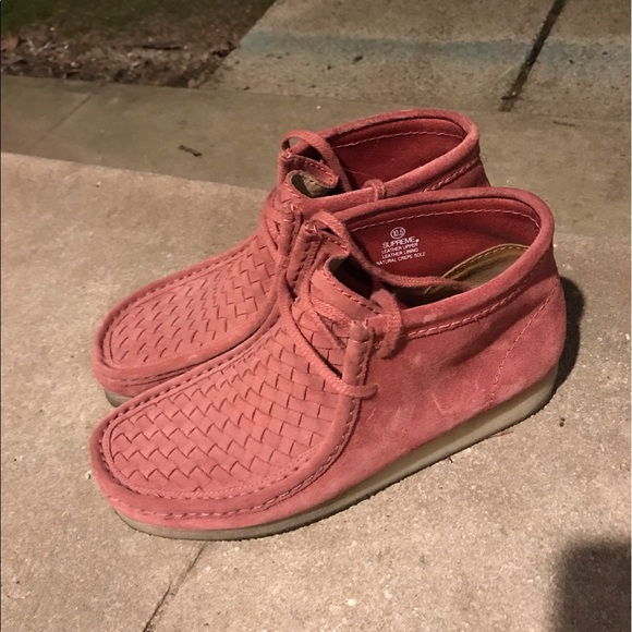 supreme clarks shoes