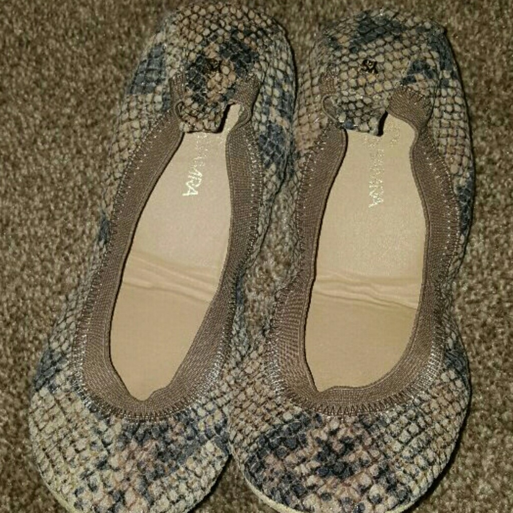 🚫SOLD🚫 Yosi Samra Snakeskin Foldable Flats