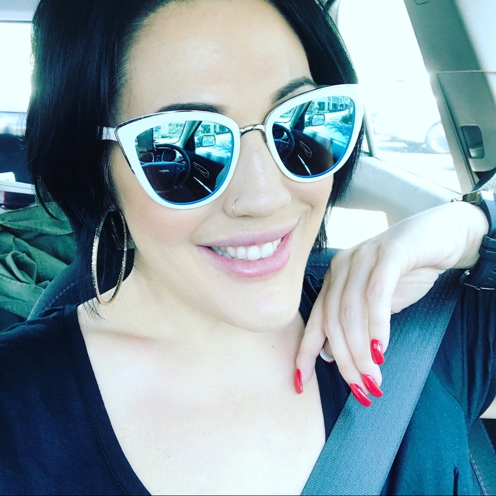 Meet your Posher, Kelli