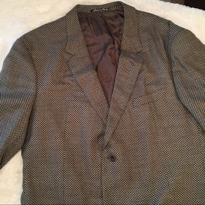 Armani cashmere suit coat size 42. Brown and gray