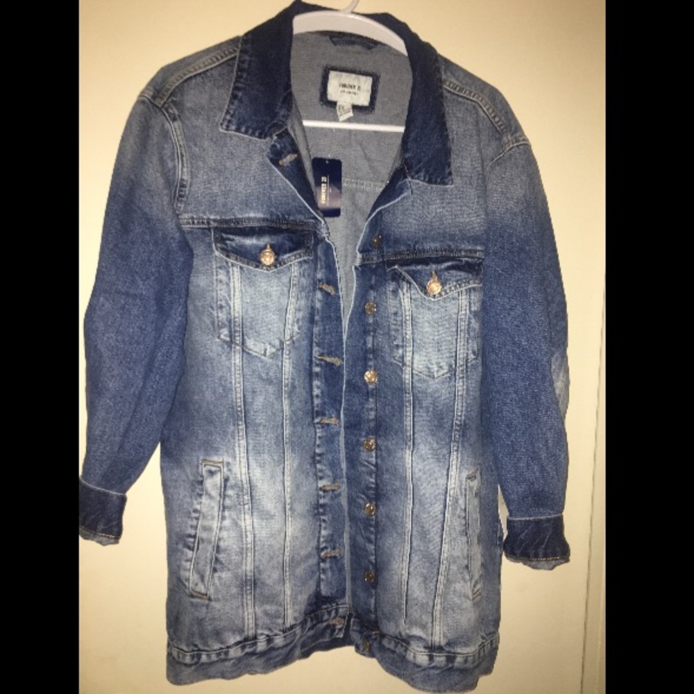 New with tags oversized denim distressed jacket