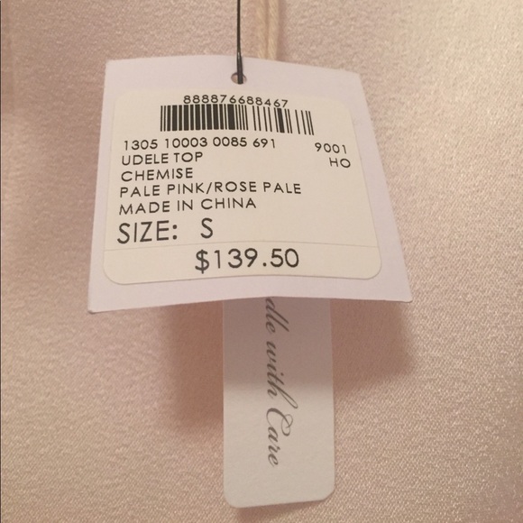 Club Monaco Udele top in pink - Picture 2 of 3