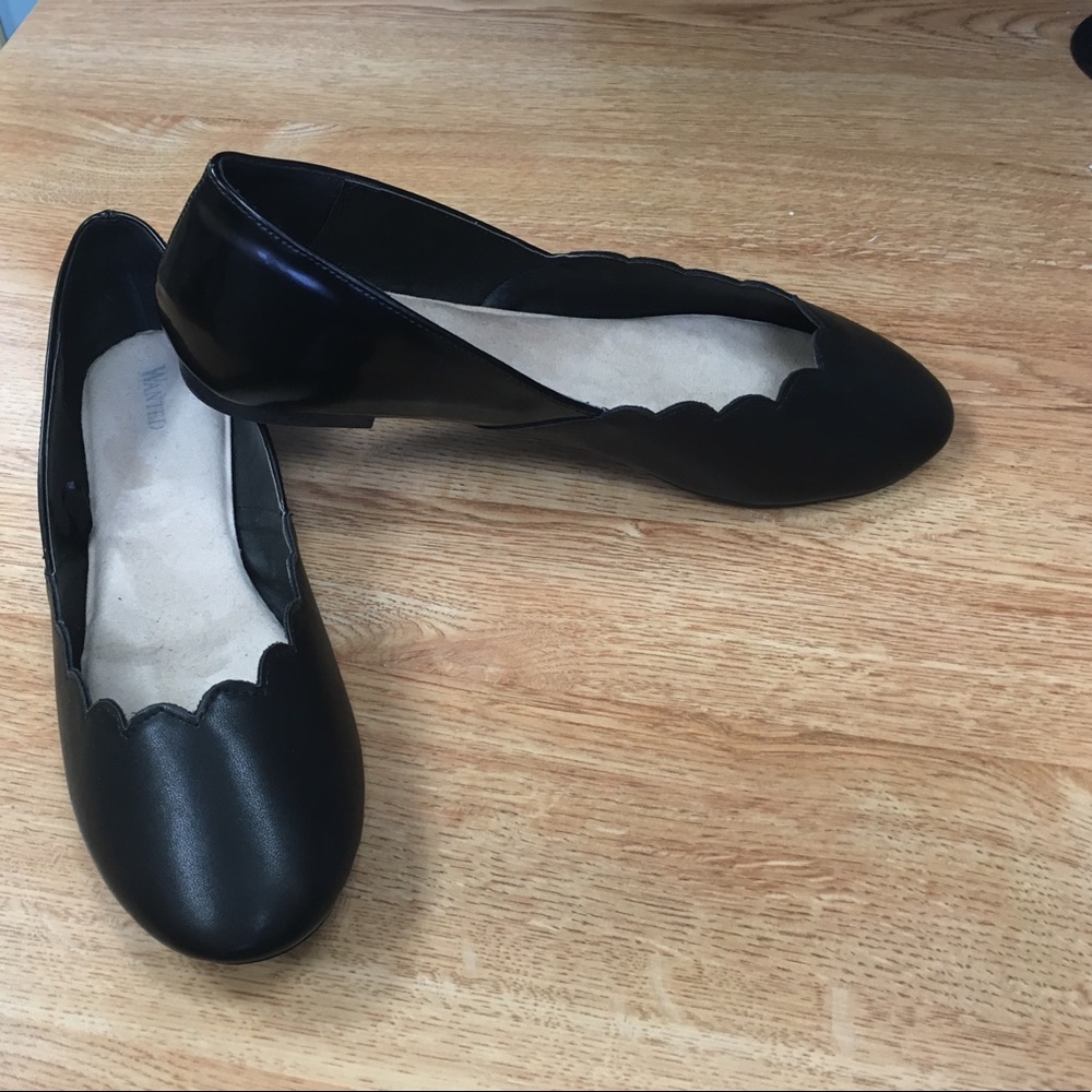 Wanted Black Scallop Trim Flats