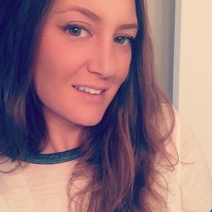 Meet your Posher, Red