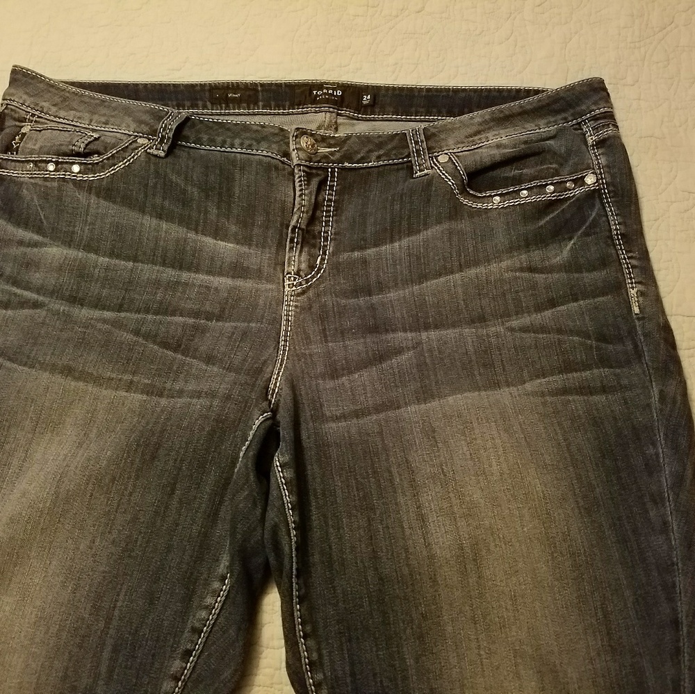 Women's plus size premium embellished jeans