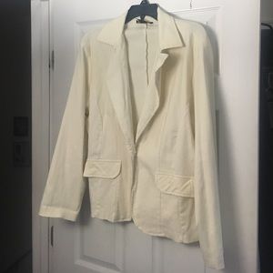 Women's cream blazer