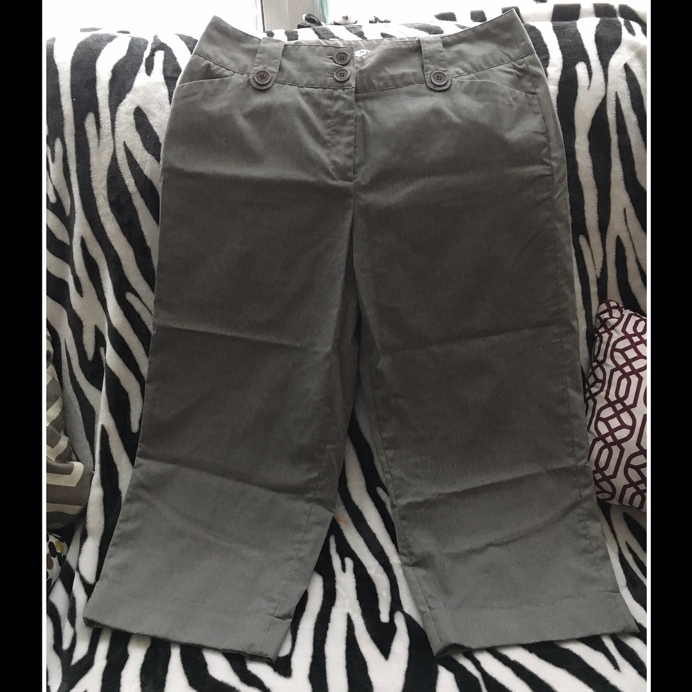 Business capris