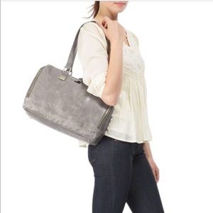 Hobo Madalyn in Stone Grey Leather
