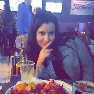 Meet your Posher, Angelica