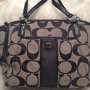 LARGE COACH Signature Tote LARGE COACH Signature Tote
