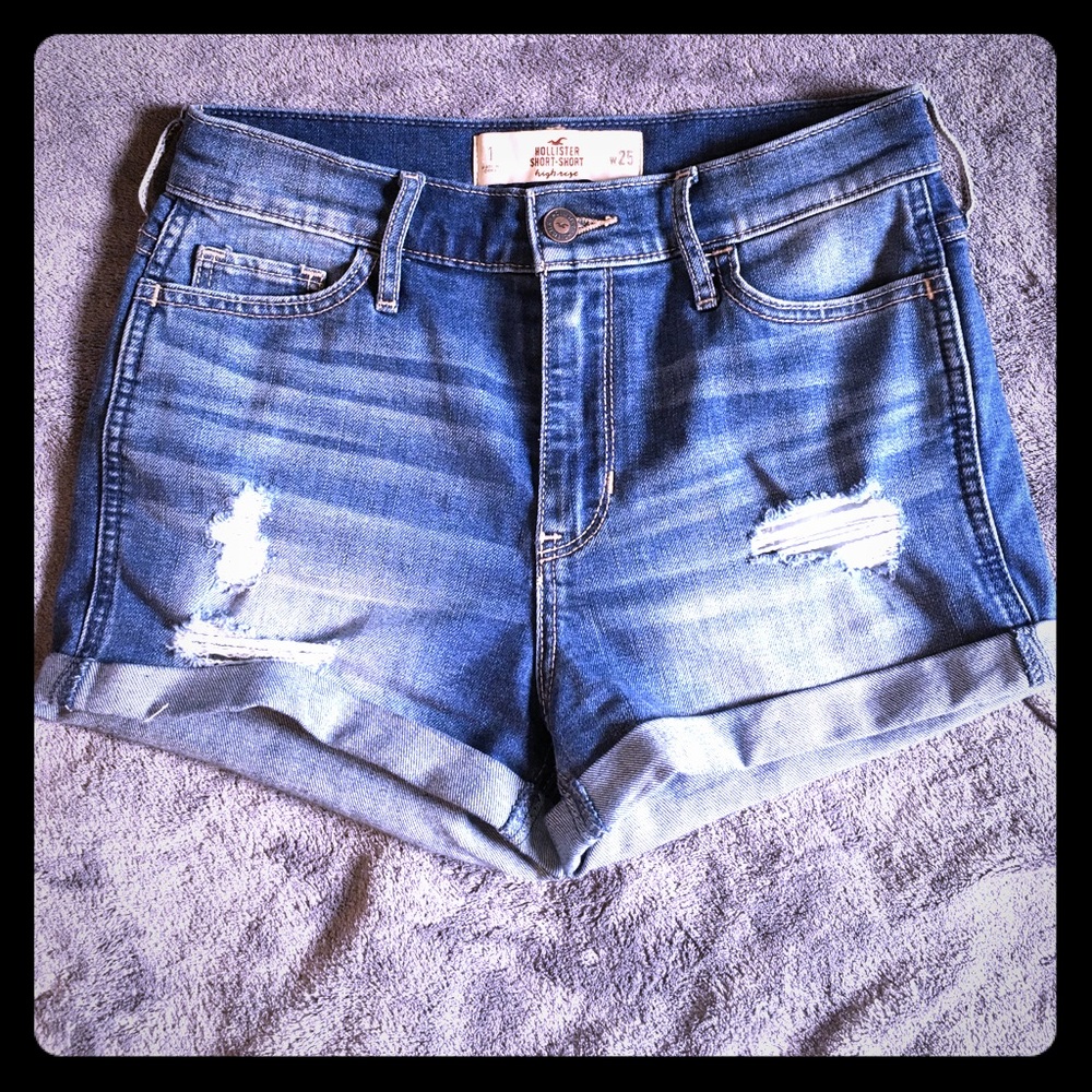 Hollister high rise super soft short-shorts size 1