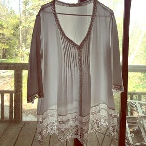 Solititare 3x white boho shirt