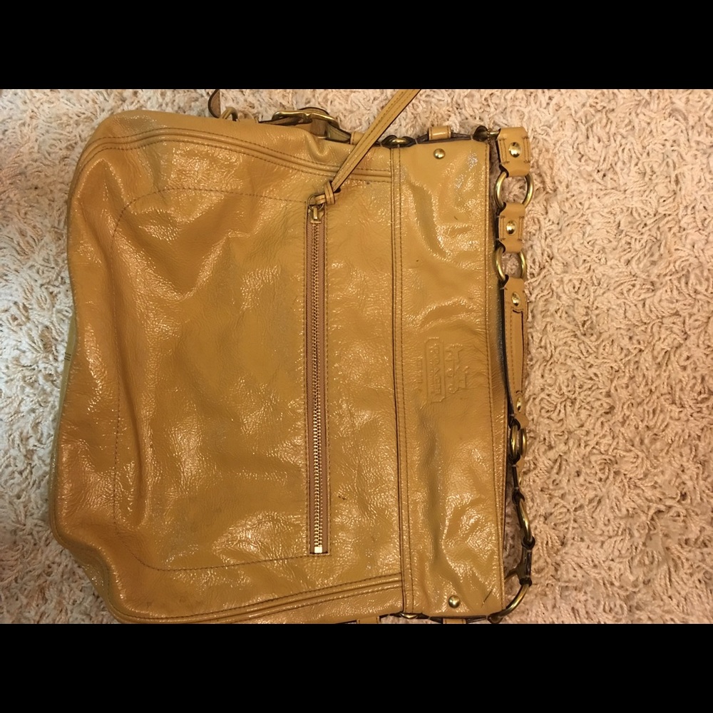 Coach leather should bag. 16x20. $80. Gently used