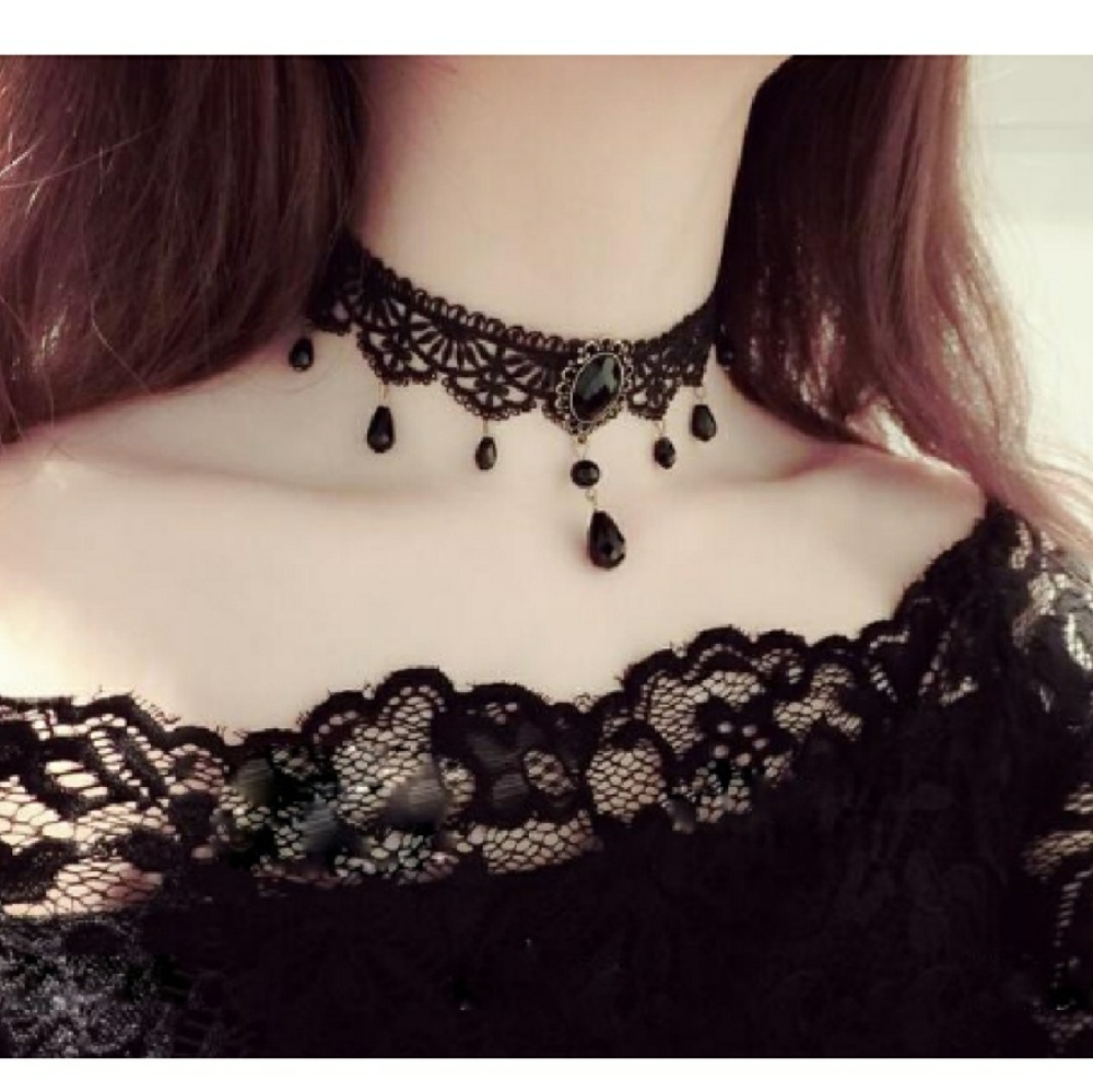 Fashion Statement Beaded Choker