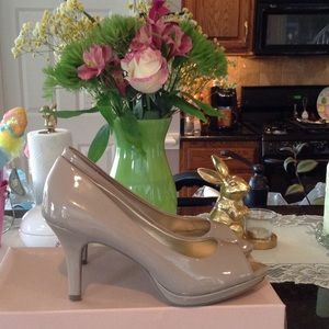 Bandolino NUDE Patent Leather Pumps