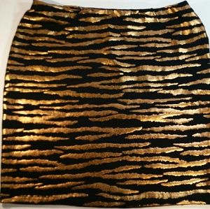Forever 21 Gold and Black Animal Print Mini Skirt