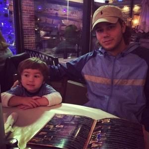 Meet your Posher, Dominic