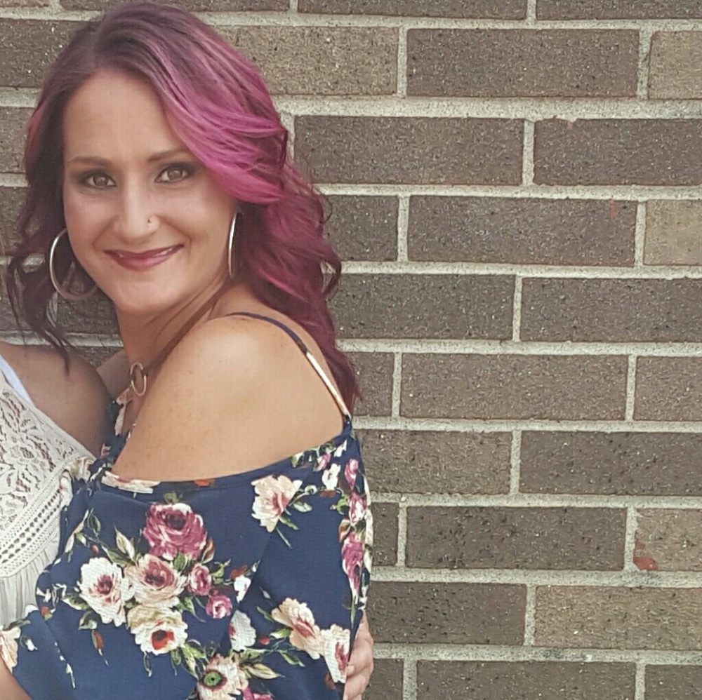 Meet your Posher, Candace