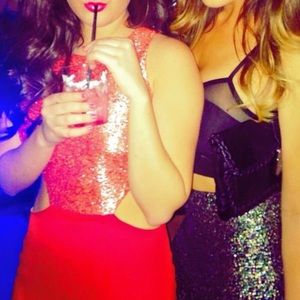 Red dress price firm