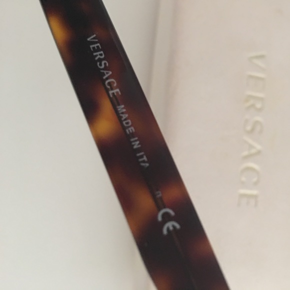 Authentic VERSACE Sunglasses & White Leather Case main image 4