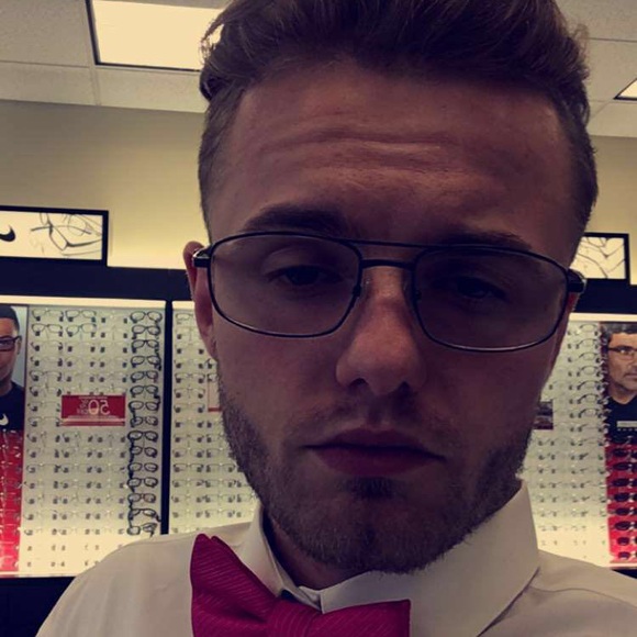 Meet your Posher, Loui - Picture 5 of 7