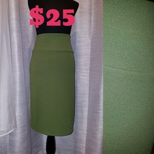 Lularoe Cassie Skirt