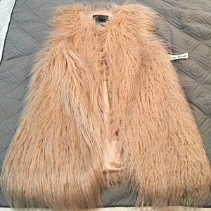 Blush faux fur vest