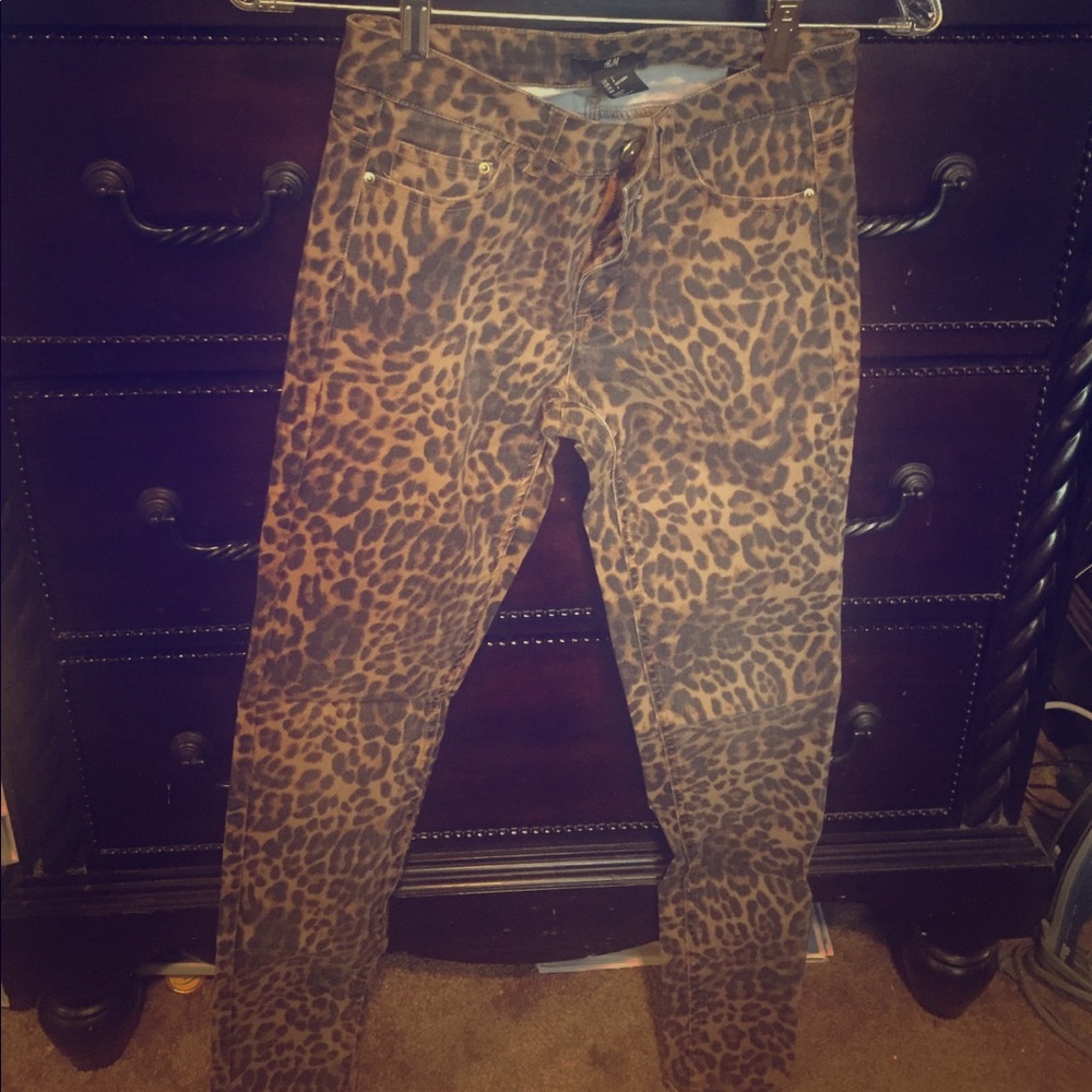 Leopard jeans
