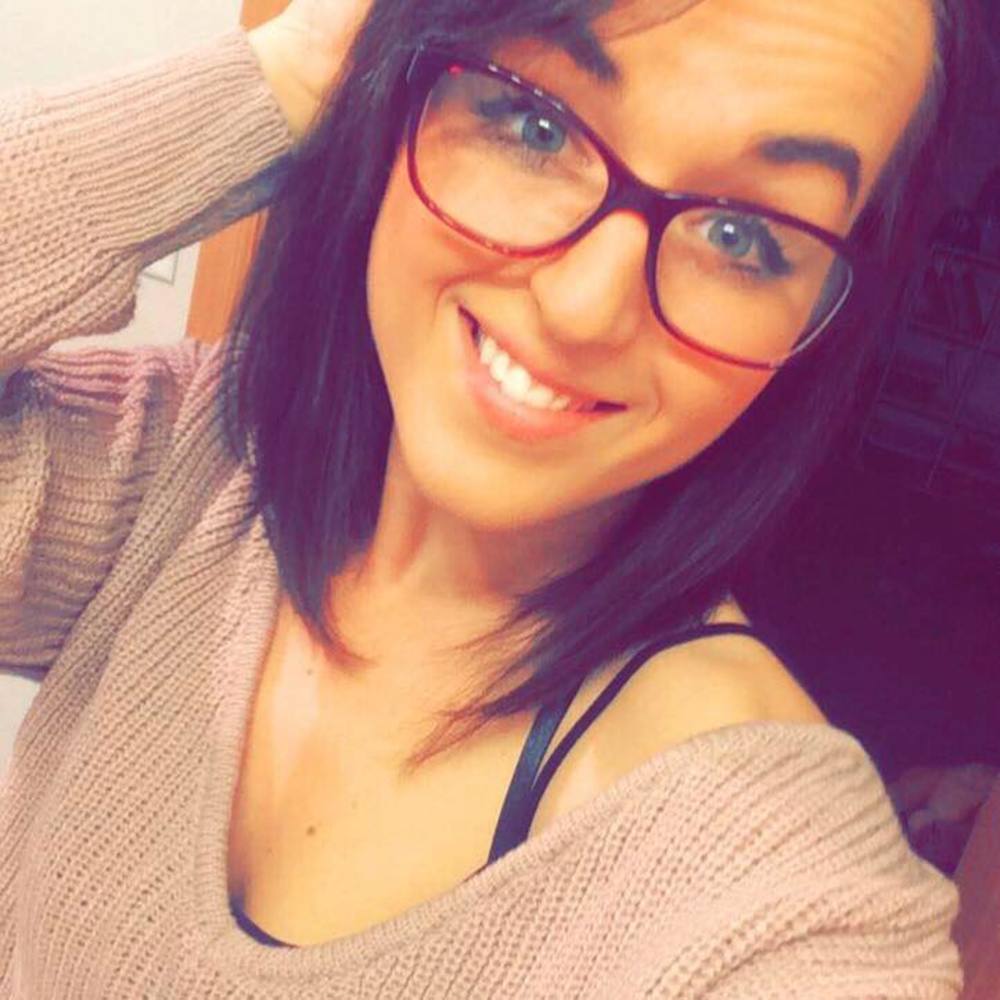 Meet your Posher, Stephanie