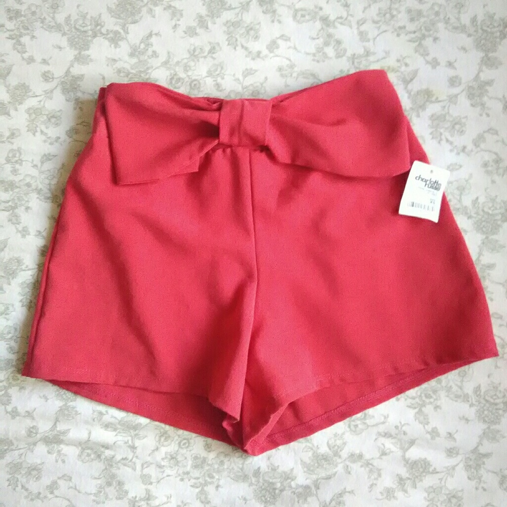 bow shorts