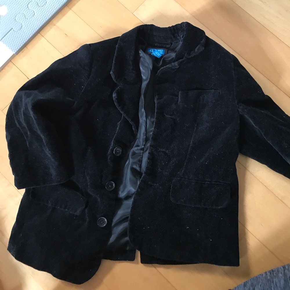 Boy's Children's Place Black Velvet Blazer 3T