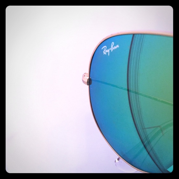 Ray Ban Sunglasses - Picture 2 of 3