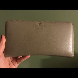 Kate Spade Zip Around Continental Wallet