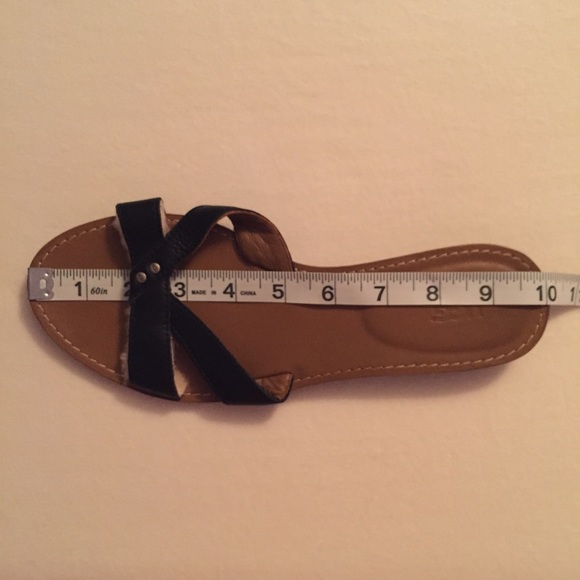 Fila Mens Troy Flip Flops - Navy - 10US http://tabathas-stuff.myshopify.com/products/fila-mens 